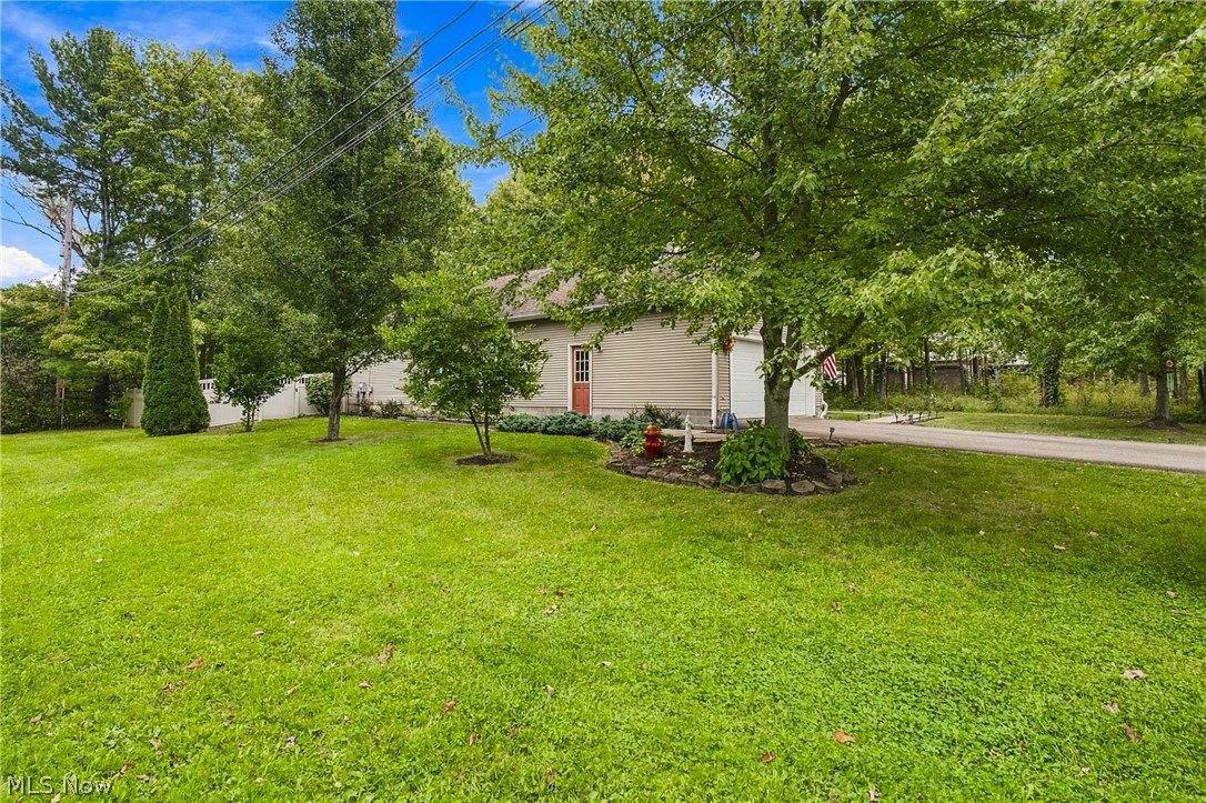 2445 Plum Creek Drive Roaming Shores OH 44084
