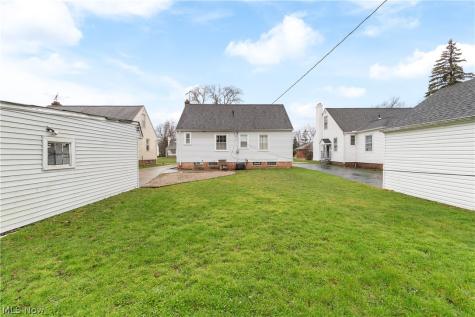 1211 Sunset Road Mayfield Heights OH 44124