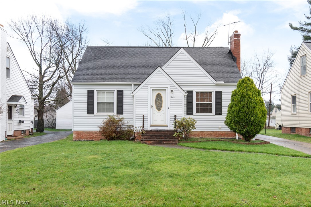1211 Sunset Road Mayfield Heights OH 44124