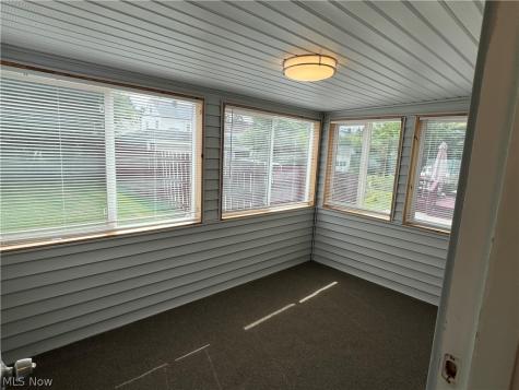 261 E 210th Street Euclid OH 44123