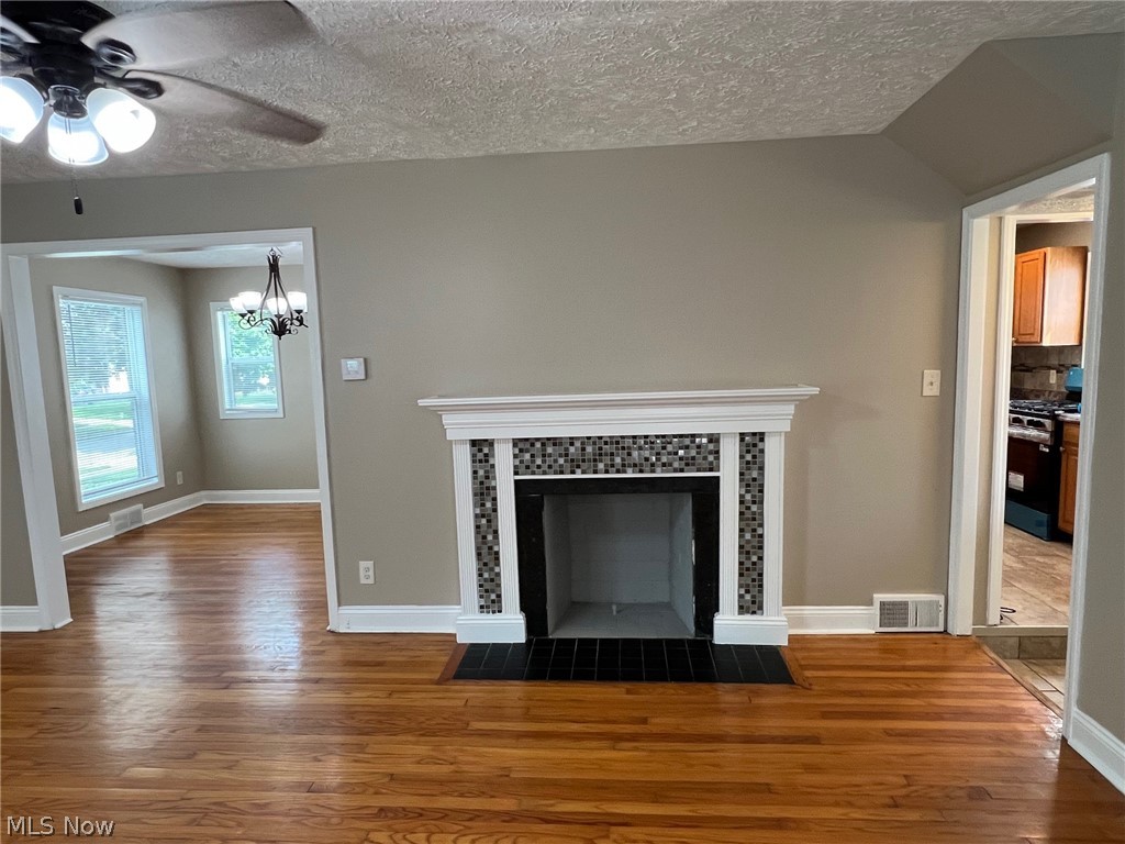 261 E 210th Street Euclid OH 44123