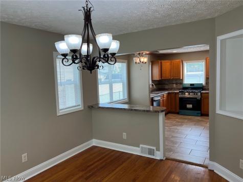 261 E 210th Street Euclid OH 44123