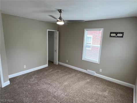 261 E 210th Street Euclid OH 44123