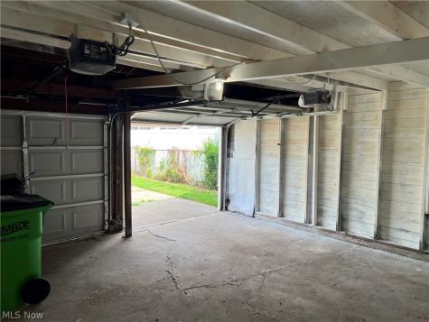 261 E 210th Street Euclid OH 44123