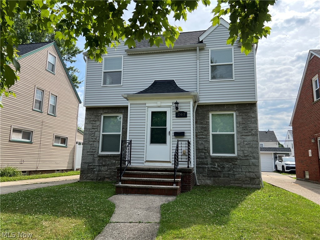 261 E 210th Street Euclid OH 44123