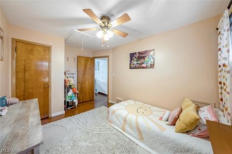 4287 W 182nd Street Cleveland OH 44135