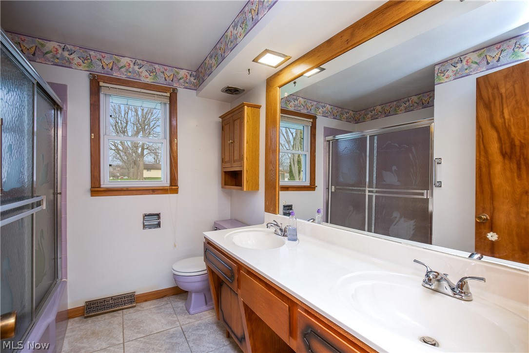 6231 Howland Street Louisville OH 44641