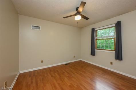 6169 Shipslanding Avenue NW Canton OH 44718