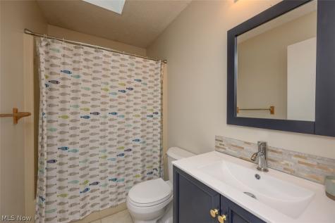 6169 Shipslanding Avenue NW Canton OH 44718