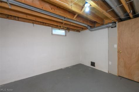 6169 Shipslanding Avenue NW Canton OH 44718