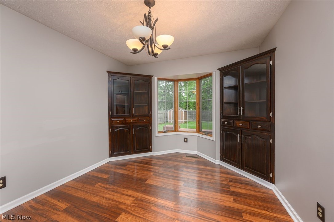 6169 Shipslanding Avenue NW Canton OH 44718