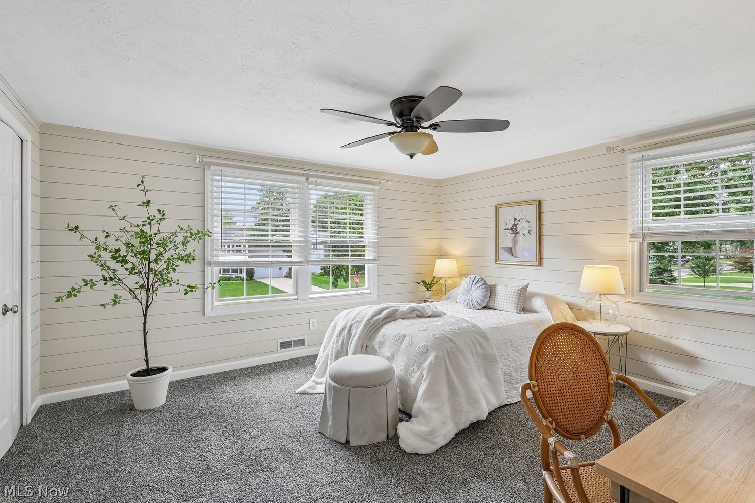 28412 Knickerbocker Road Bay Village OH 44140