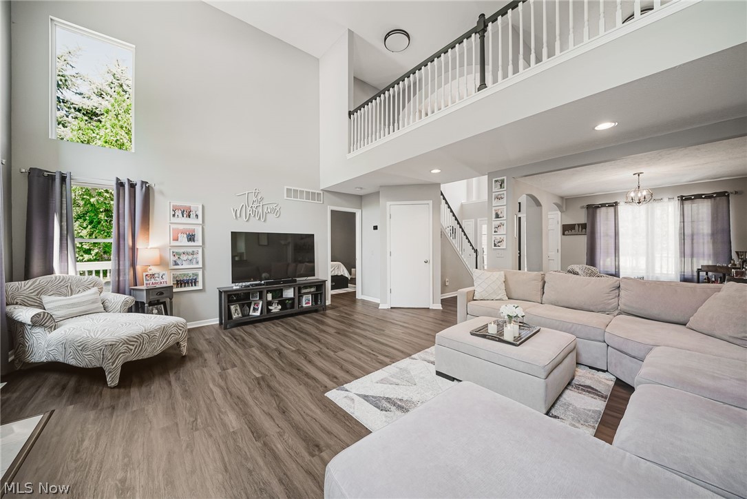 5862 Trystin Tree Medina OH 44256