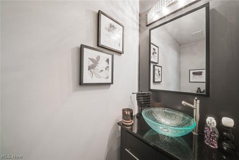 5862 Trystin Tree Medina OH 44256