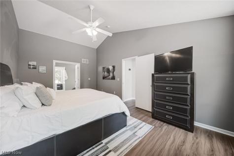 5862 Trystin Tree Medina OH 44256