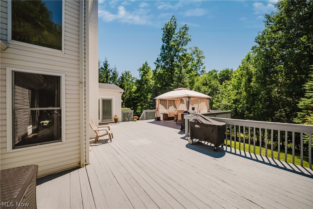 5862 Trystin Tree Medina OH 44256