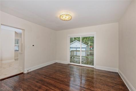 2092 Hampstead Road Cleveland Heights OH 44118