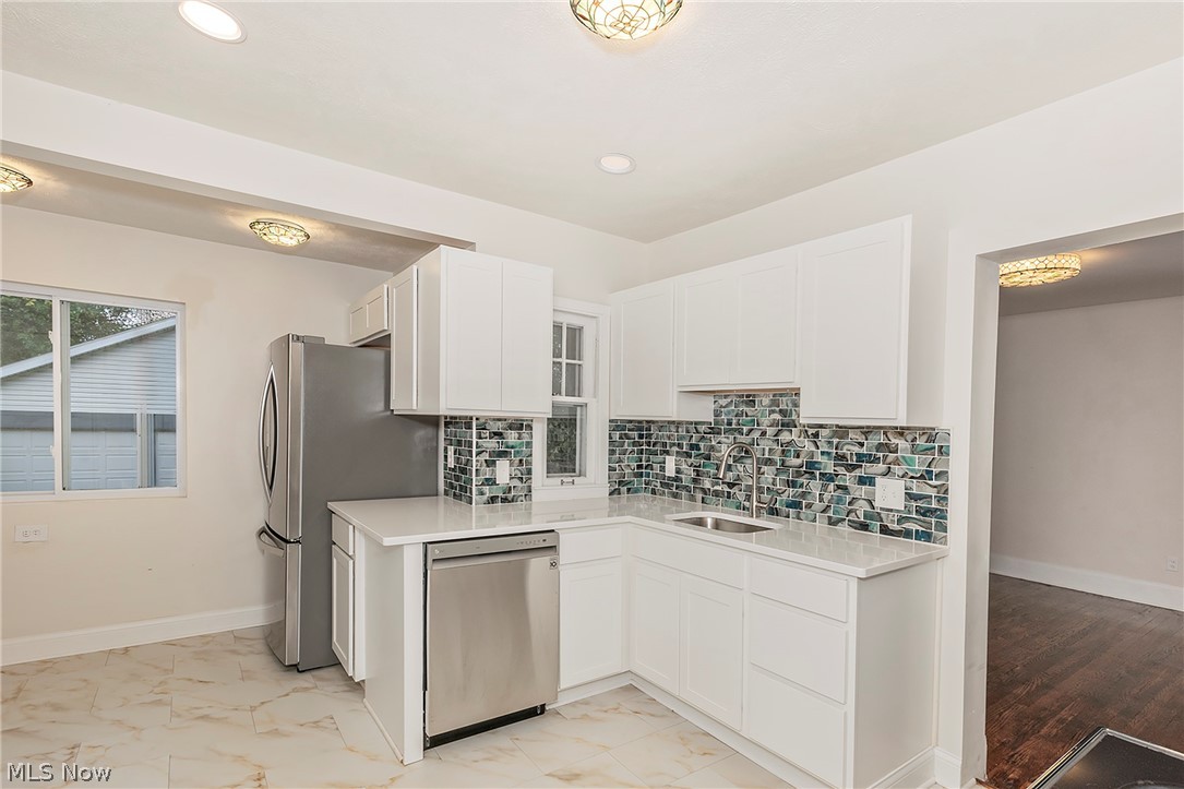 2092 Hampstead Road Cleveland Heights OH 44118