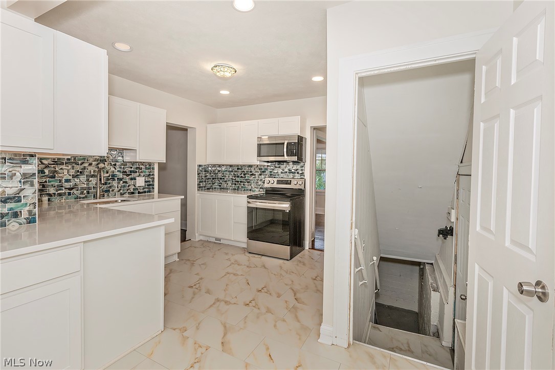 2092 Hampstead Road Cleveland Heights OH 44118