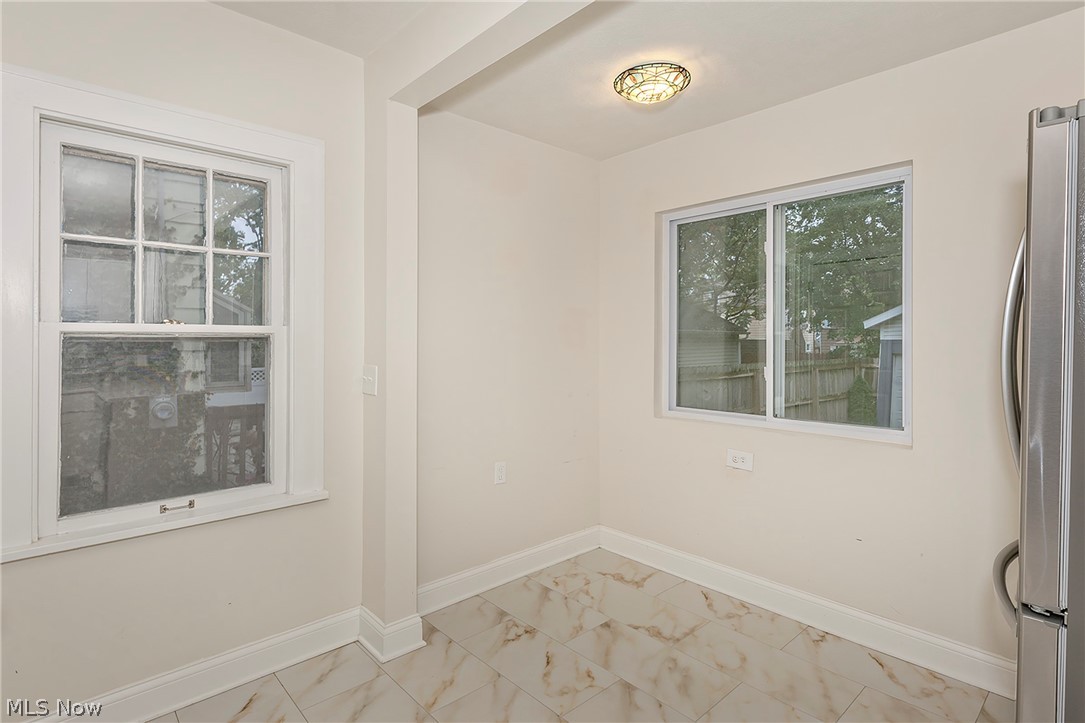 2092 Hampstead Road Cleveland Heights OH 44118