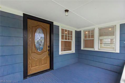 2092 Hampstead Road Cleveland Heights OH 44118