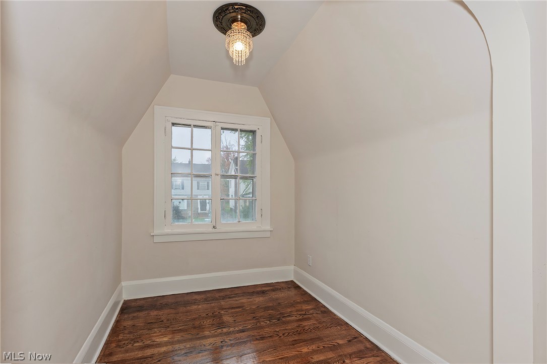 2092 Hampstead Road Cleveland Heights OH 44118