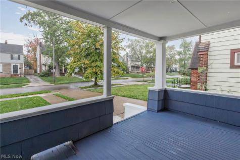 2092 Hampstead Road Cleveland Heights OH 44118