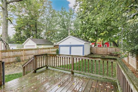 2092 Hampstead Road Cleveland Heights OH 44118