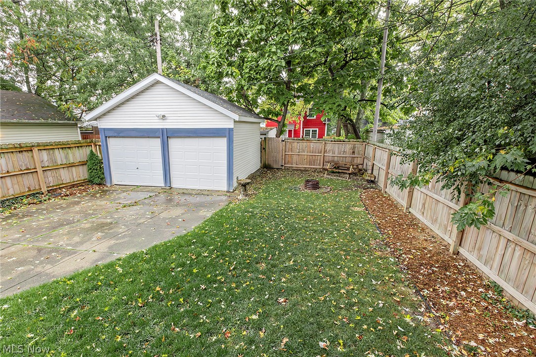 2092 Hampstead Road Cleveland Heights OH 44118