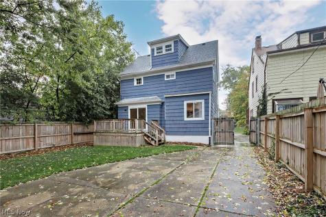 2092 Hampstead Road Cleveland Heights OH 44118