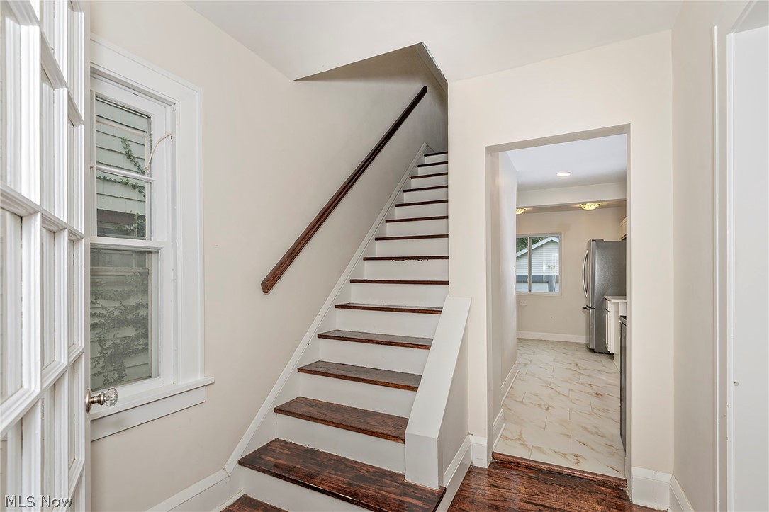 2092 Hampstead Road Cleveland Heights OH 44118