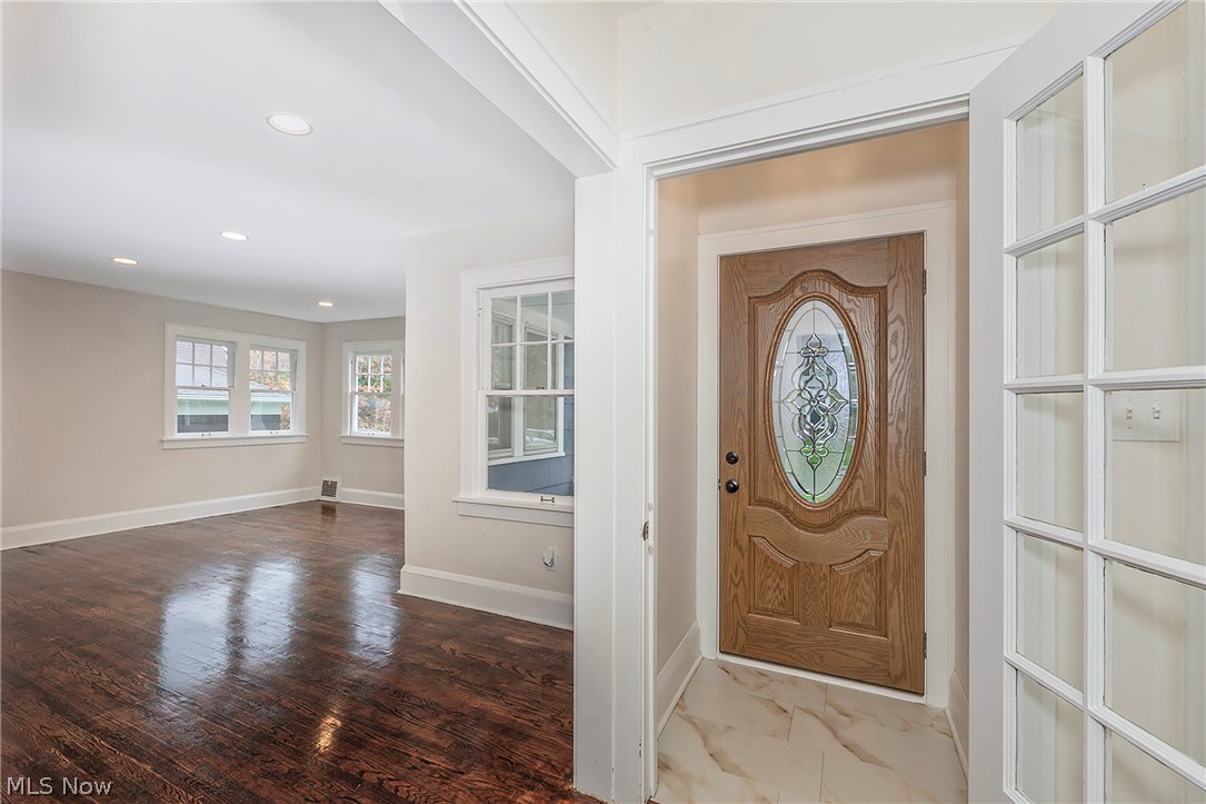 2092 Hampstead Road Cleveland Heights OH 44118