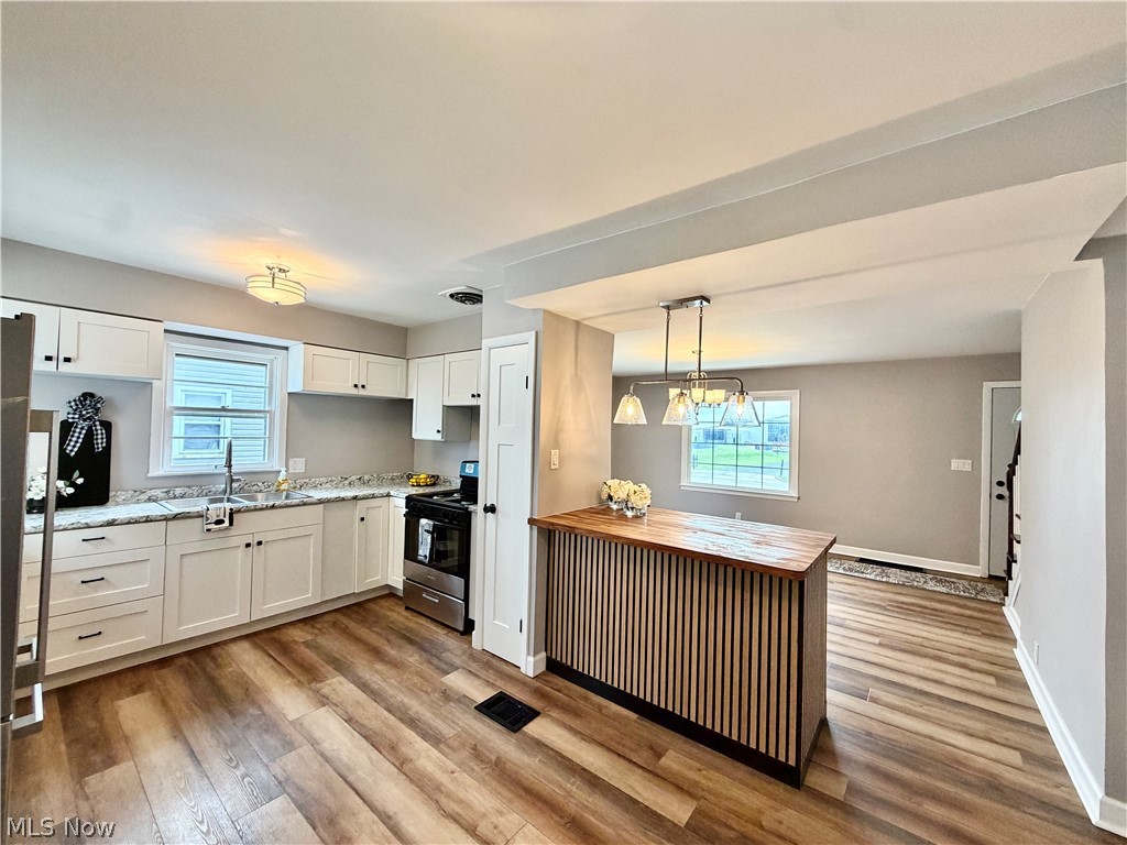 752 Laird Avenue NE Warren OH 44483