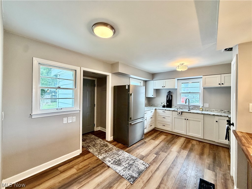 752 Laird Avenue NE Warren OH 44483