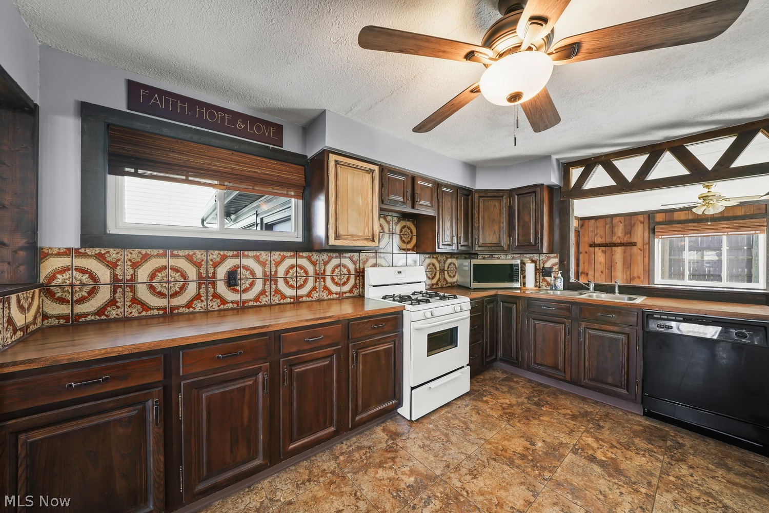 1156 Grandview Avenue SW Canton OH 44710