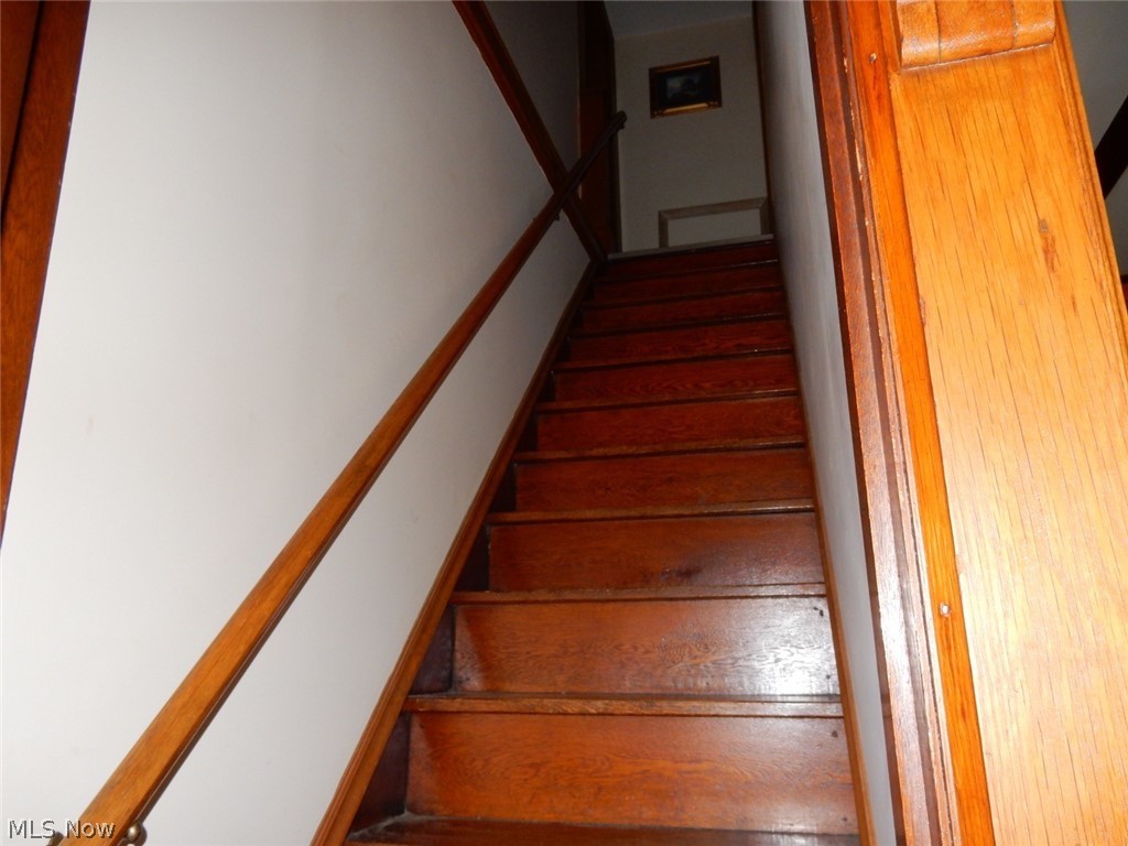 263 E Main Street Mcconnelsville OH 43756