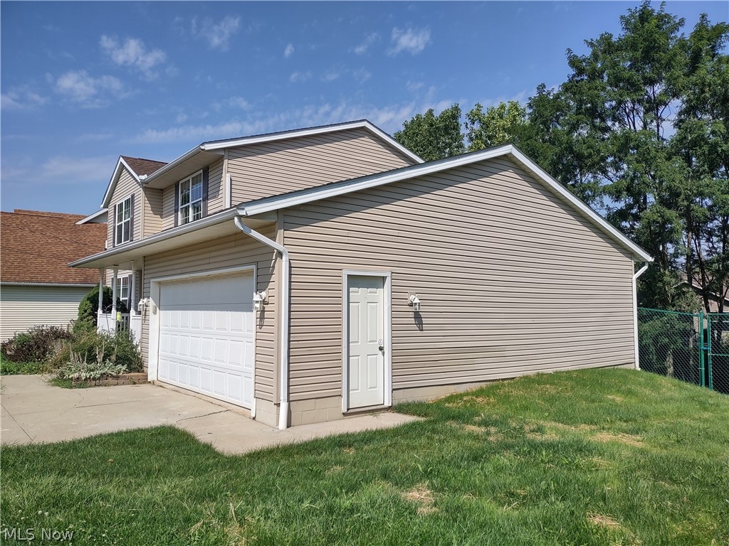 1608 Spring Village Lane Ontario OH 44906