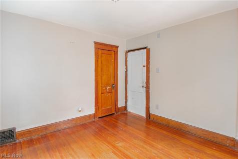 665 Thayer Street Akron OH 44310