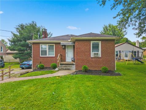 138 52nd Street SW Canton OH 44706