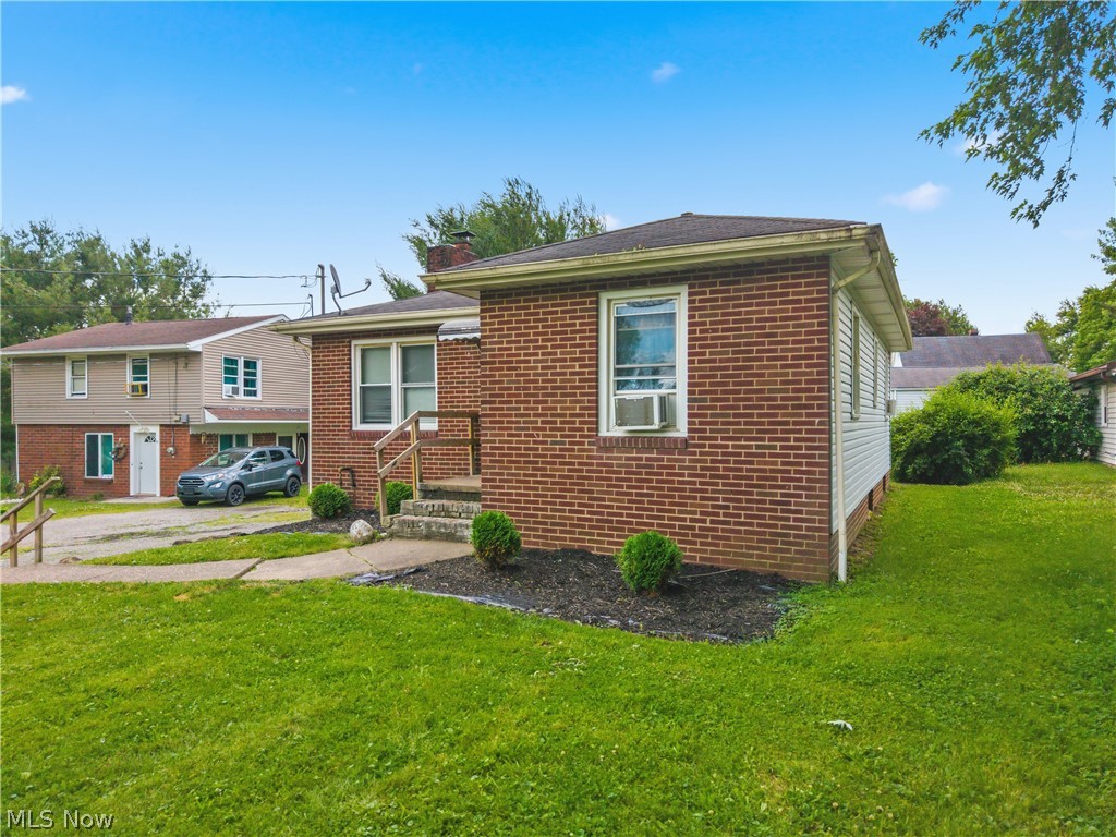 138 52nd Street SW Canton OH 44706