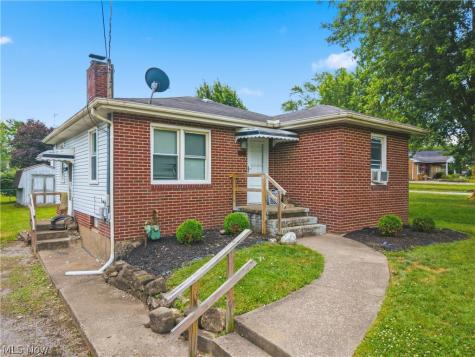 138 52nd Street SW Canton OH 44706