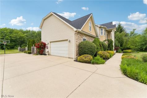 8874 Sharp Road Olmsted Twp OH 44138