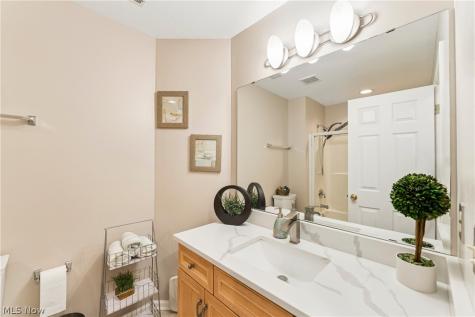 8874 Sharp Road Olmsted Twp OH 44138