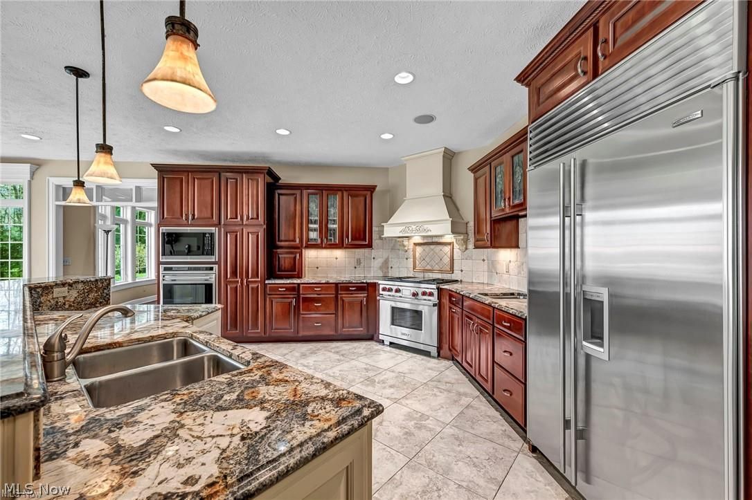 8365 Sanctuary Drive Kirtland Hills OH 44060