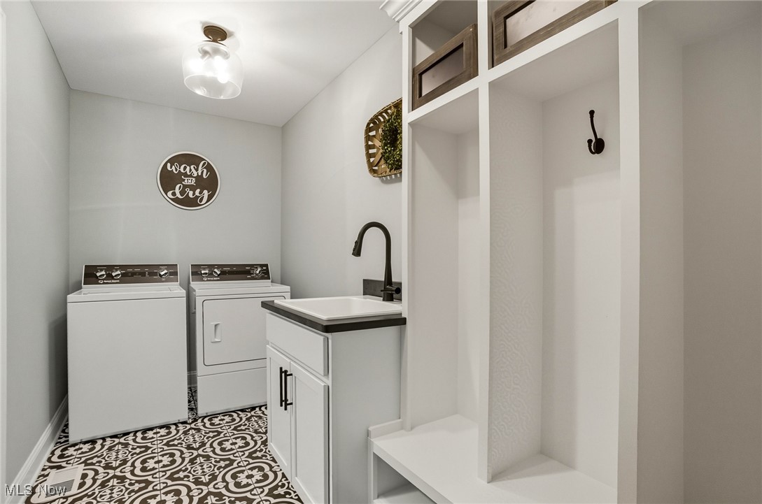 9675 E Northwood Drive Olmsted Falls OH 44138