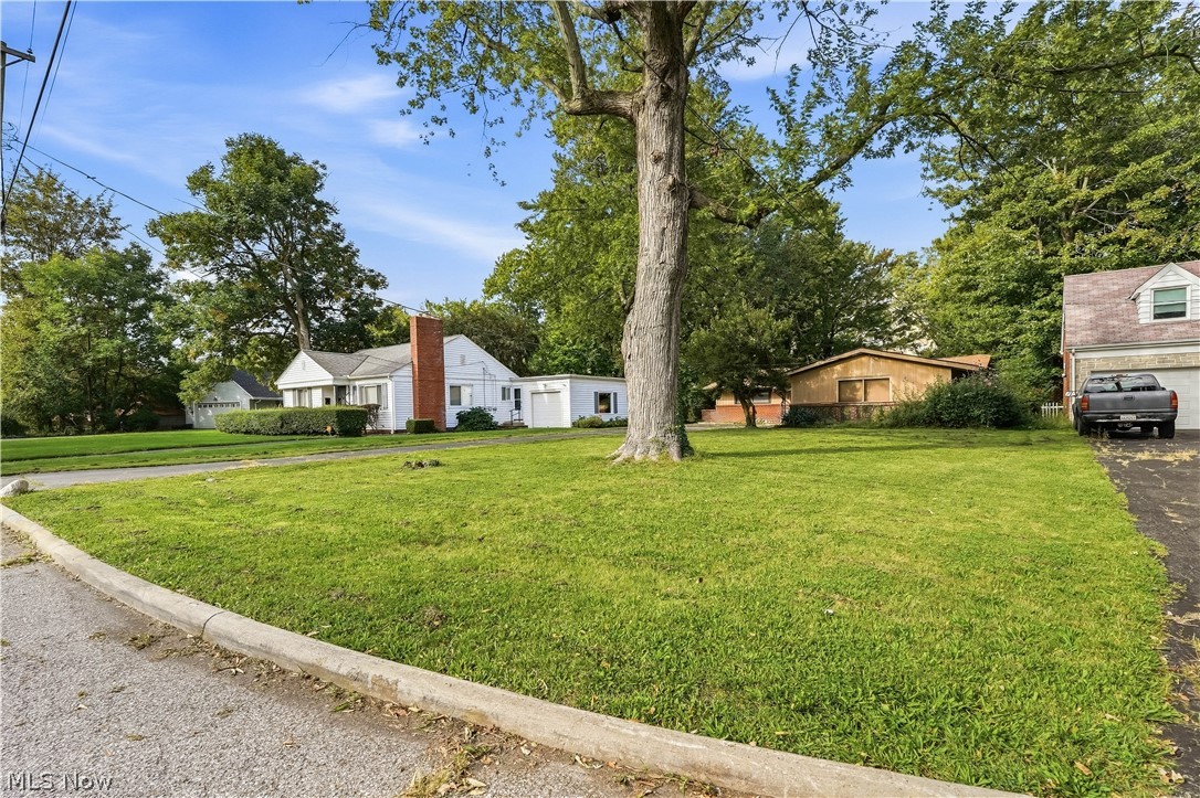 110 E 252nd Street Euclid OH 44132