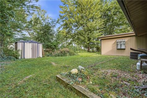 110 E 252nd Street Euclid OH 44132