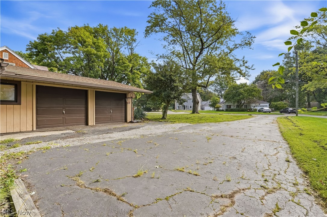 110 E 252nd Street Euclid OH 44132