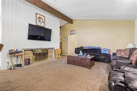 110 E 252nd Street Euclid OH 44132