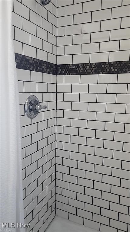 23621 Colbourne Road Euclid OH 44123